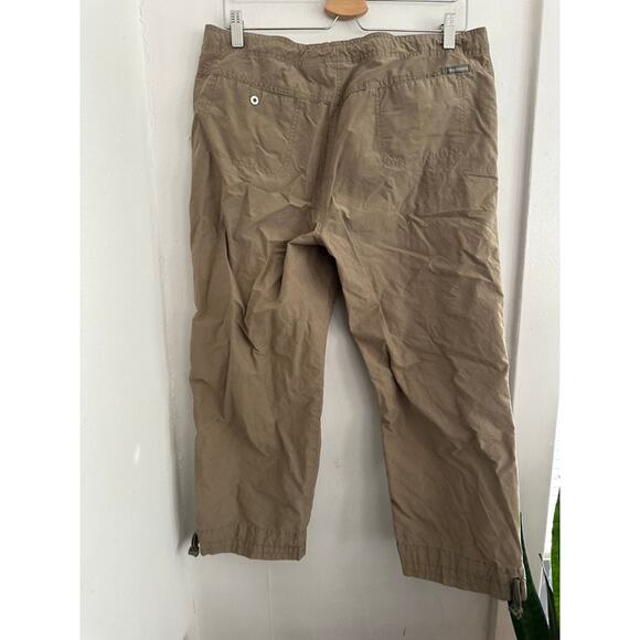 COLUMBIA Women's Cotton Blend Capri Pants | Size Large - Picture 4 of 4
